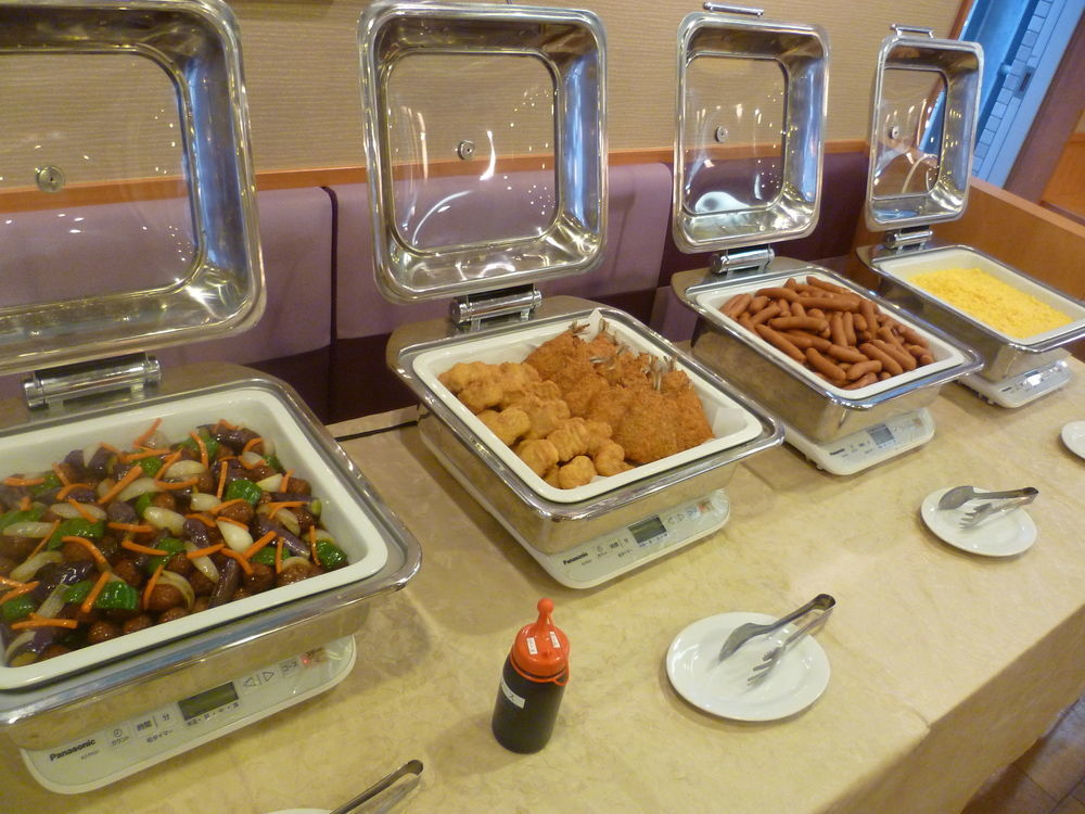 Daiwa Roynet Hotel Sendai Buitenkant foto